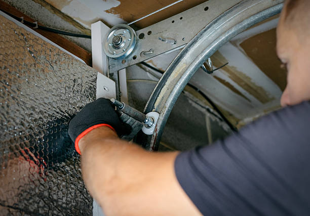 Affordable Garage Door solutions in Hampton, IL